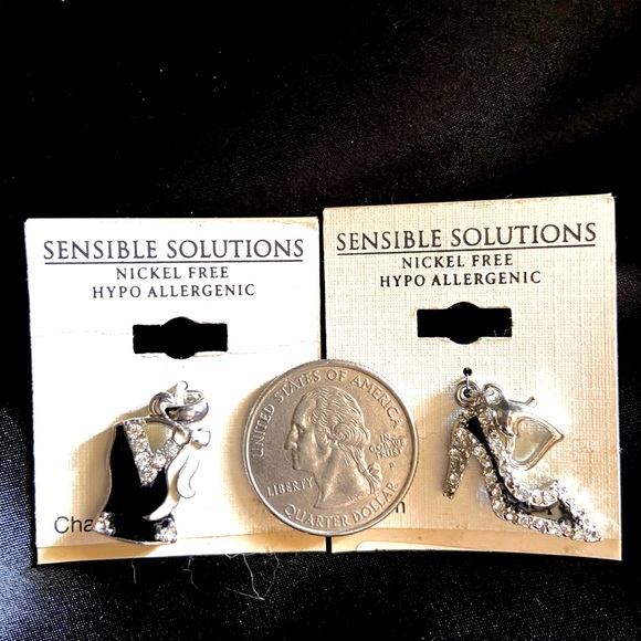 Sensible Solutions Jewelry - 2 New Blk/Silver Rhinestone bracelet charms. Dress/Scarf & Stiletto with heart.